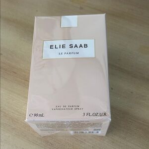 Elie Saab Le Parfum in Soft Cream Box